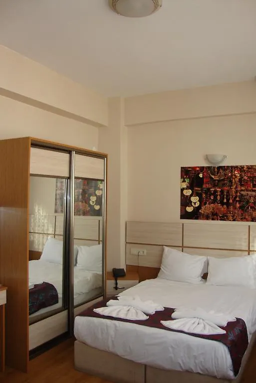 Royal Suites Besiktas Istanbul Hotel